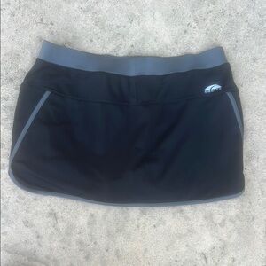 GoLite Women's Black Tilly Jane 13" Run Skirt Size XL NWT